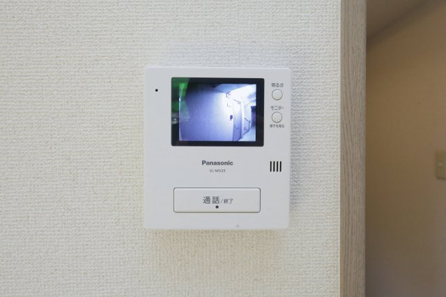 登翔館のセキュリティ|モニター付きインターフォン