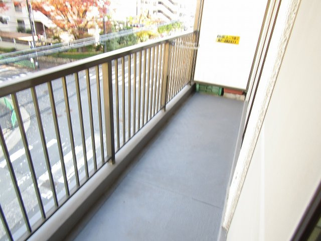 天王タウンハイツのバルコニー