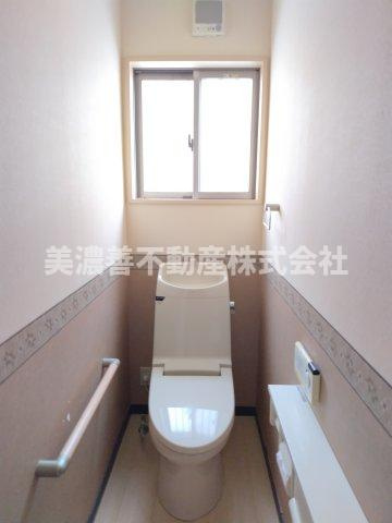 ６３３２５　岐阜市岩崎中古戸建のトイレ