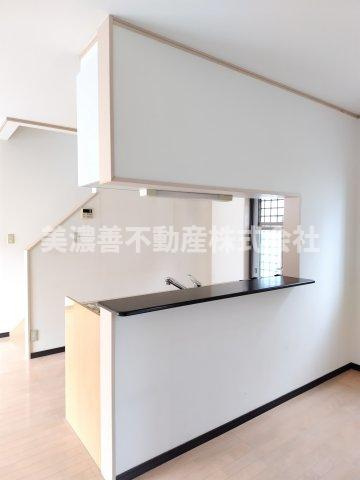 ６３３２５　岐阜市岩崎中古戸建てのキッチン