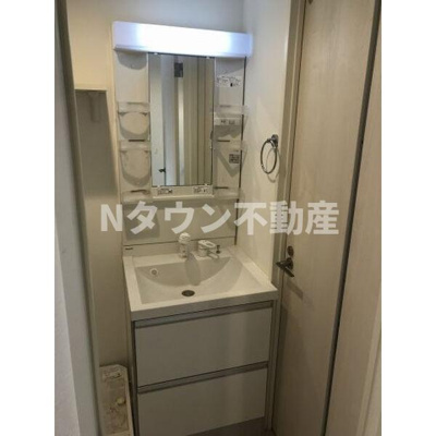 【洗面所】 | ハーモニーテラス栄生 | 脱衣スペースもあります