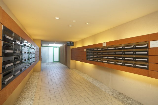 ブラッサム京田辺のエントランス