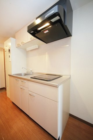 フレッセ新田辺のキッチン