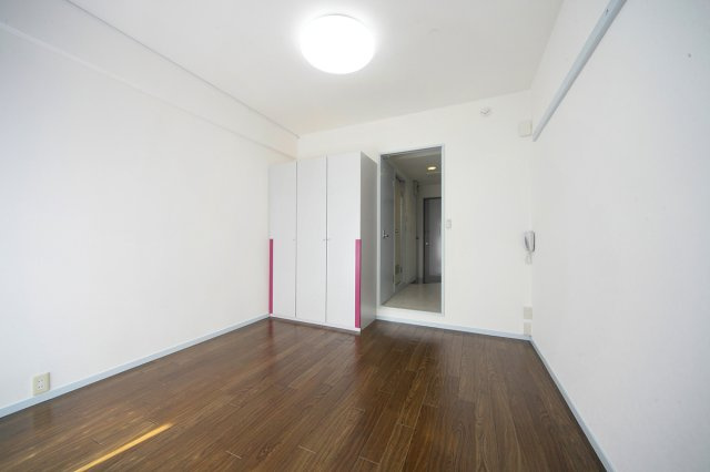 タリアセンの居間・リビング