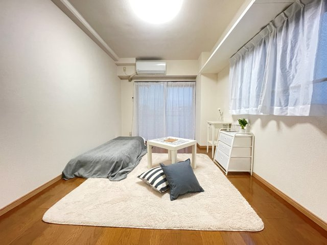 グランディール京田辺の居間・リビング