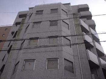 DETOM-1二條城東の外観