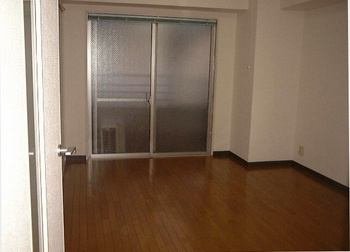 DETOM-1二條城東の居間・リビング