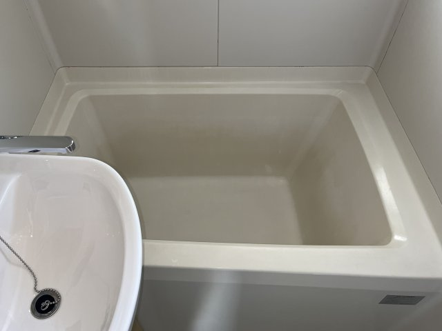 ファミーユ金澤の浴室