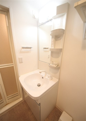 【独立洗面台】 | LaDouceur梅田East