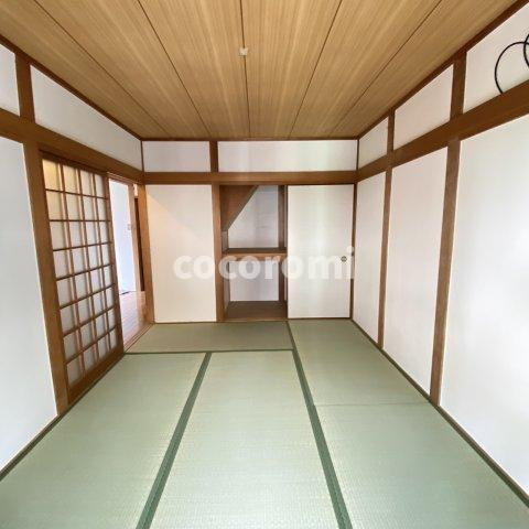 藤阪元町3丁目戸建の和室