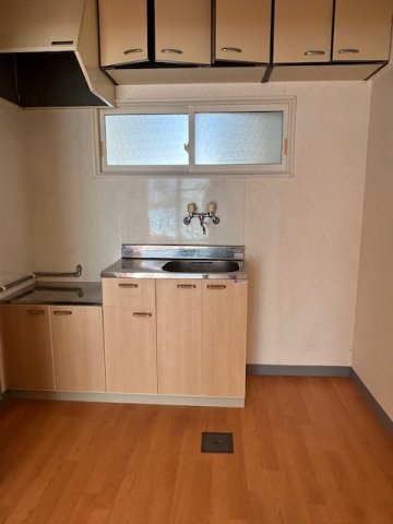 フレンドパレスのキッチン|都市ガス用のガスコンロをご用意ください