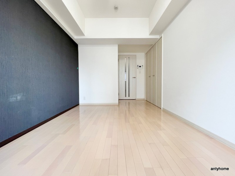 Luxe都島3　仲介手数料無料の居間・リビング