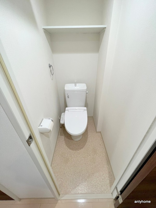 Luxe都島3　仲介手数料無料のトイレ