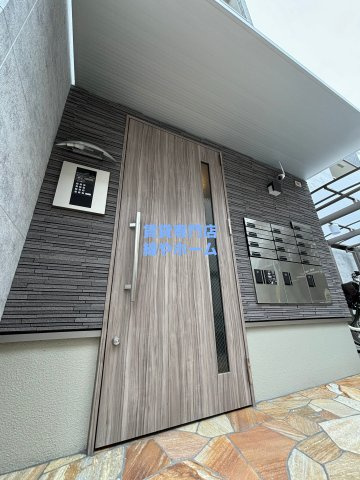 ラフィーネ聖天坂Ⅶ番館のエントランス|清潔なエントランスです