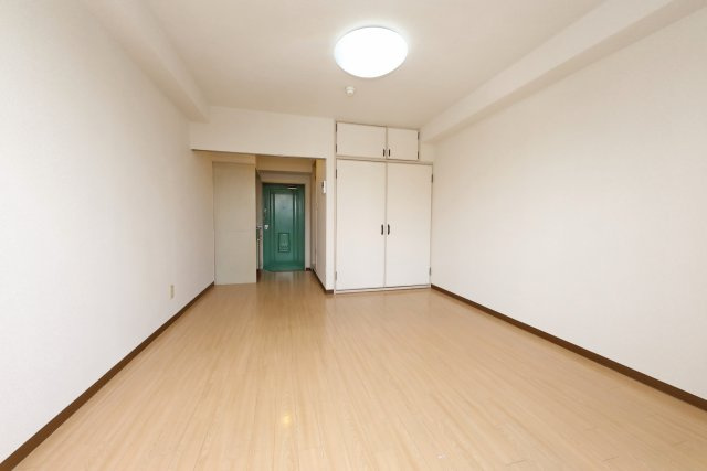 柴田ビルASYS21の居間・リビング|302号室