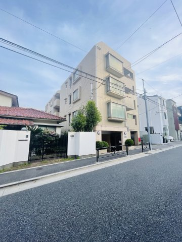 グランリックス文京千石の外観