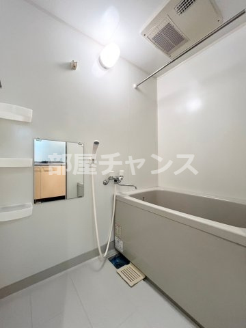 ベレーサ金山の浴室