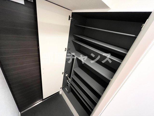 プレサンス金山デュアルの収納