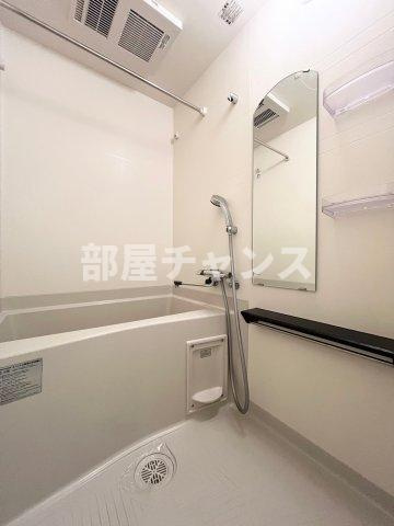 プレサンス金山デュアルの浴室