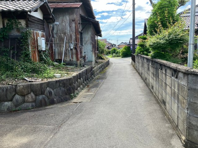 売土地　岐阜市柳津町高桑1丁目　455.75坪の前面道路含む現地写真