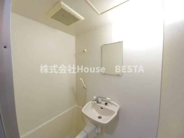 エスリード三宮フラワーロードの浴室