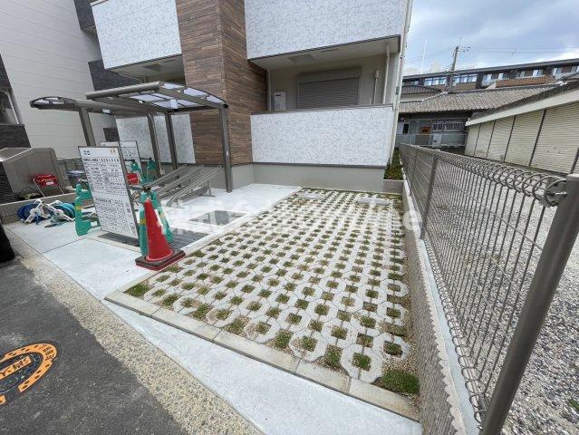 フジパレス近鉄八尾Ⅰ番館の駐車場