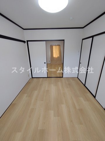 タウニー新栄の寝室