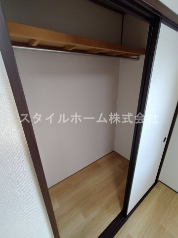 タウニー新栄の収納