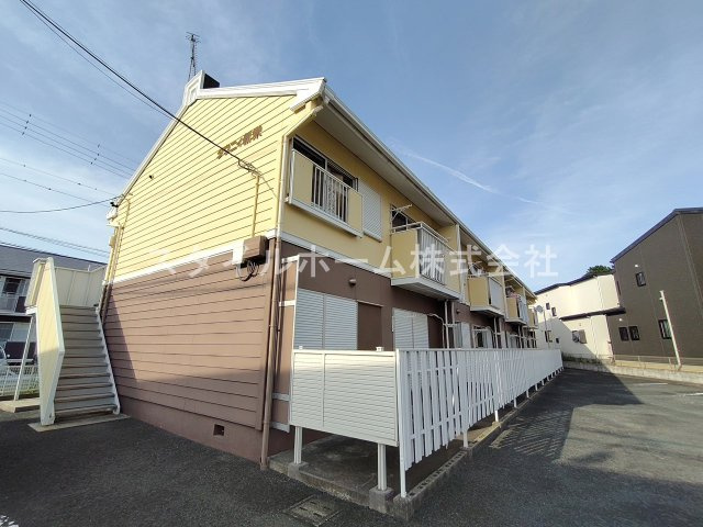 タウニー新栄の外観