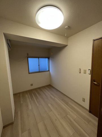 月村マンションNo.３の洋室