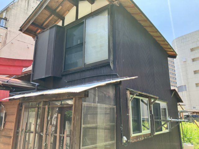 新潟県長岡市台町２丁目　中古戸建