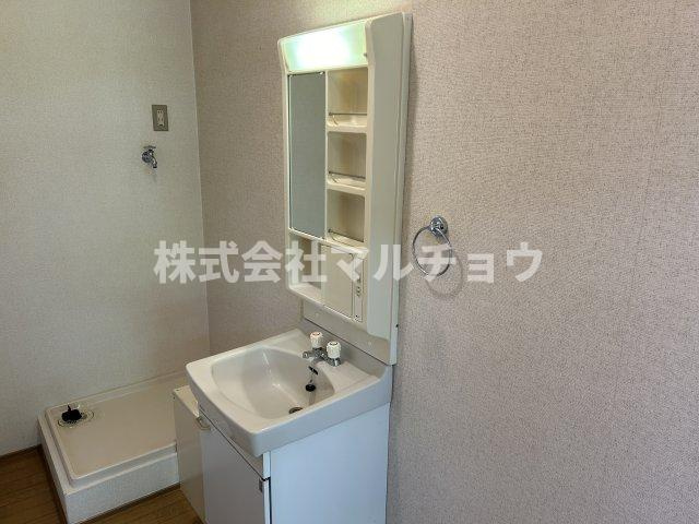ソファレハイツⅡの独立洗面台|使いやすい独立洗面台です