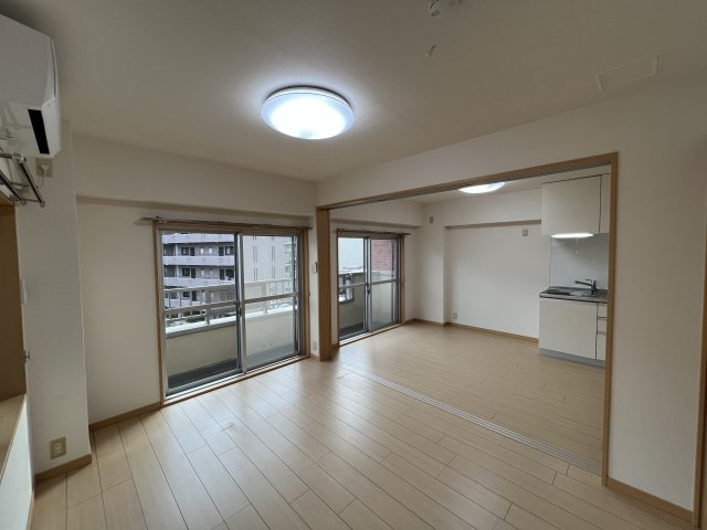 月村マンションNo.32の居間・リビング