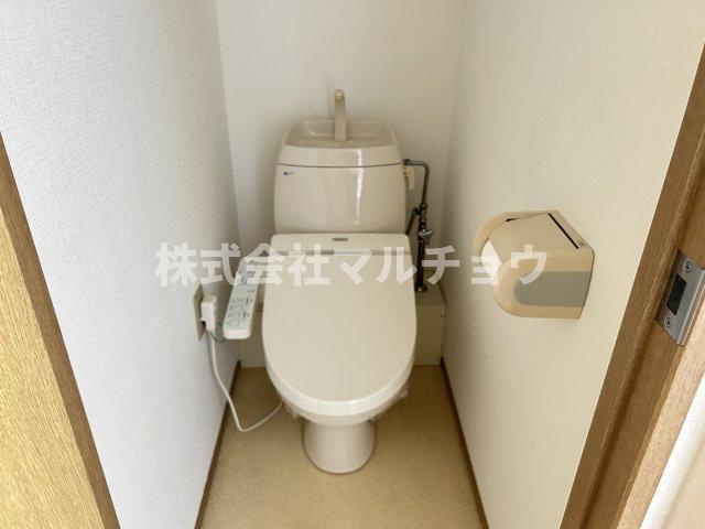 ソファレハイツⅡのトイレ|ゆったりとした空間のトイレです