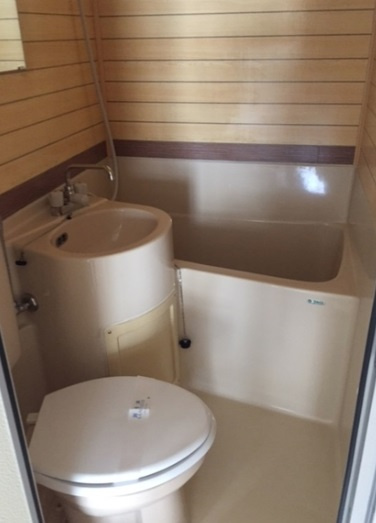 大阪市中央区松屋町の賃貸マンションの浴室