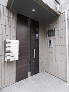 【エントランス】