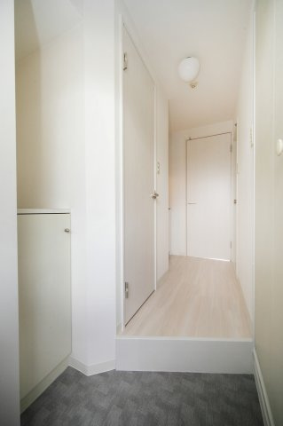 パル大久保の玄関