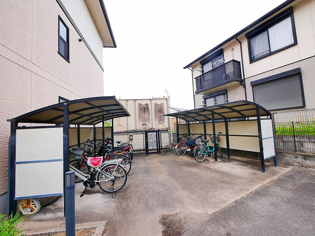 アルタイル梅美台のその他共用部分|駐輪スペースです