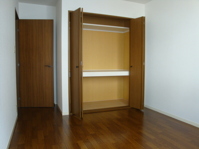 紅葉ガ丘フォーテックⅡの収納