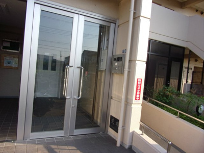 【エントランス】 | イーストパレス