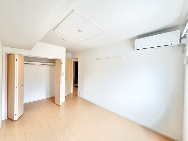 エスティーヌシャルムAの洋室|洋室です