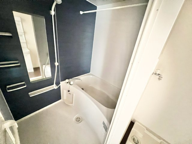 エスティーヌシャルムAの浴室|日々の暮らしに欠かせないお風呂です