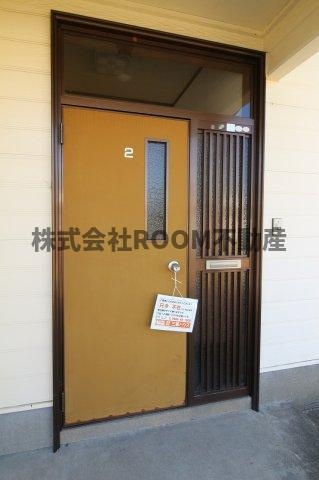 第一東原住宅の玄関|明るい玄関です