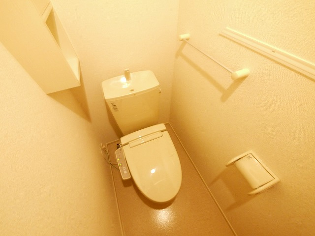 エレガント　ヒルのトイレ|ゆったりとした空間のトイレです