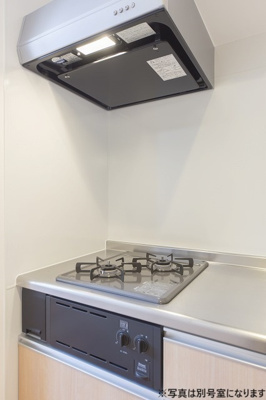 【キッチン】 | Minami-Fukuoka APARTMENT | 別号室の写真になります。現況優先。