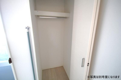 【収納】 | グランティアⅠ | 別号室の写真になります。現況優先。