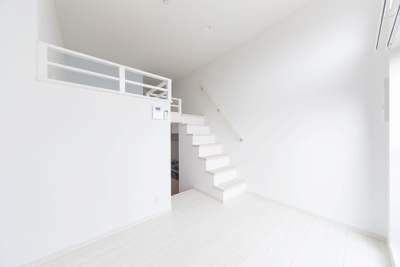 【居間・リビング】 | DOLCE VITA | 別号室の写真になります。現況優先。