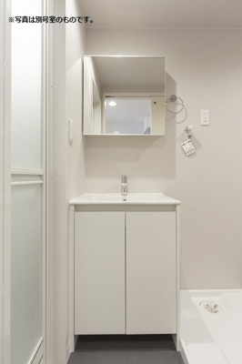 【洗面所】 | プレミアム・デイズⅢ | 別号室の写真になります。現況優先。