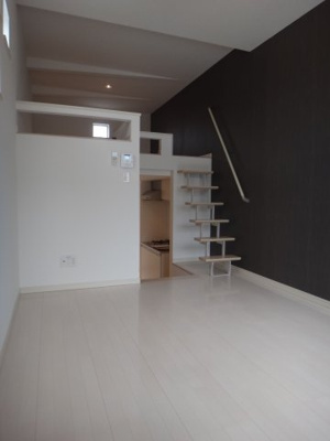 【居間・リビング】 | Agio House | 別号室の写真になります。現況優先。