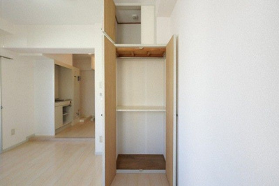 【収納】 | アースアクトビル | 別号室の写真になります。現況優先。